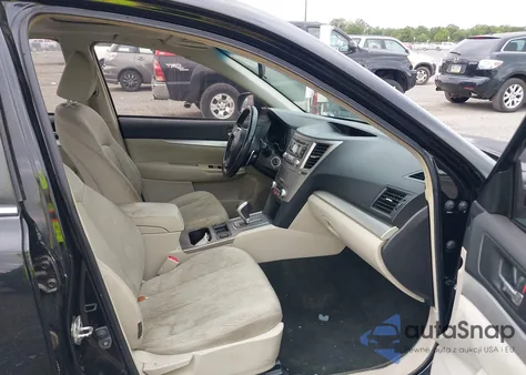 2012 Subaru Legacy 2.5I Premium из США, поврежденный, VIN 4S3BMBG69C3019877